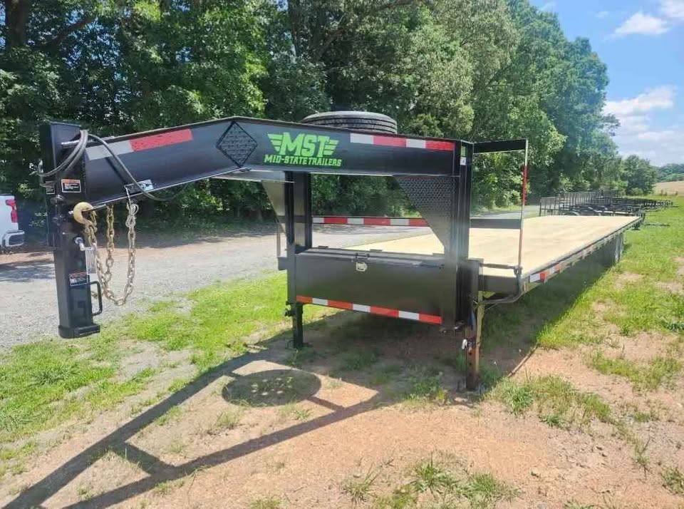 Midstate Hot shot gooseneck trailer